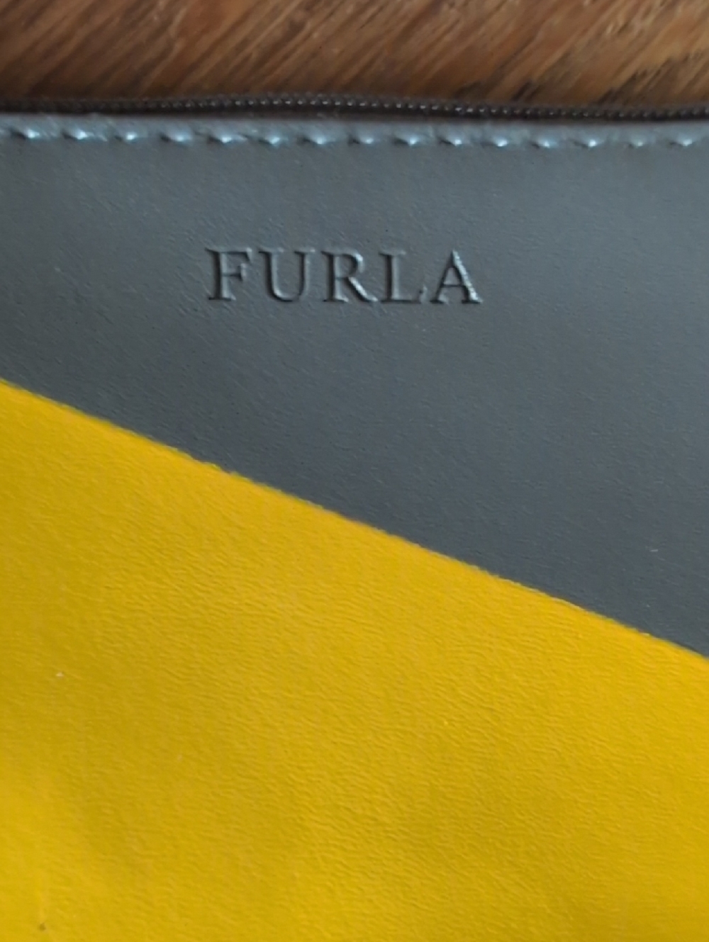 Furla/Burberry Bundle Of 2 Zip Pouches. Colabs With Airlines. - Picture 2 of 8
